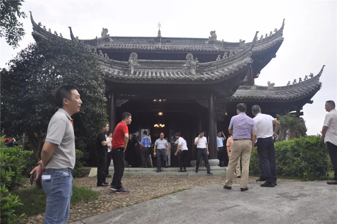 鴻業(yè)家具集團